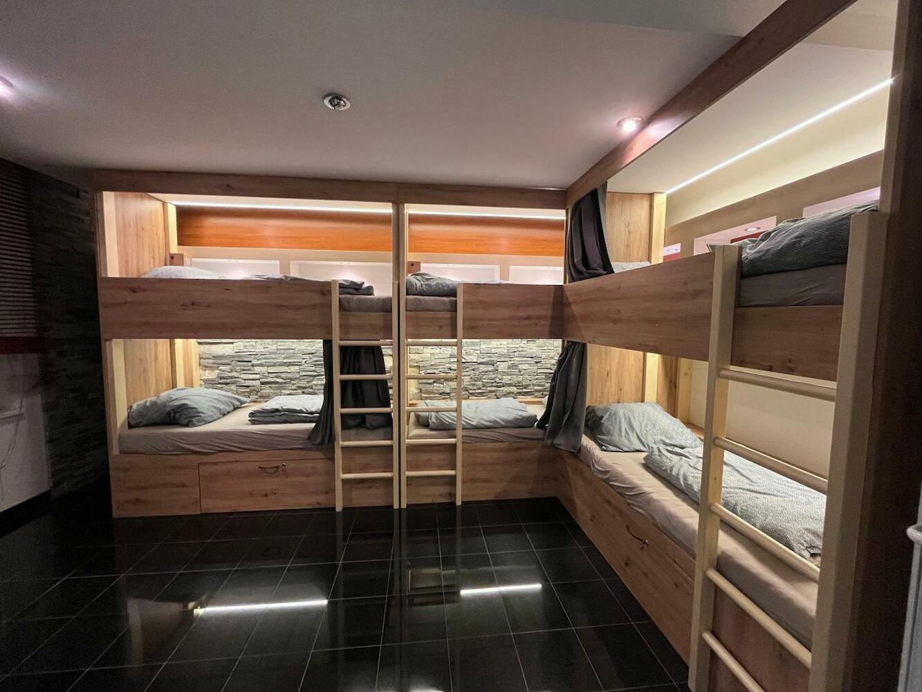 Zen Zone Hostel