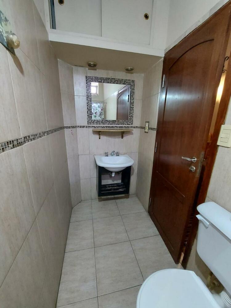 El Chabot Hostel