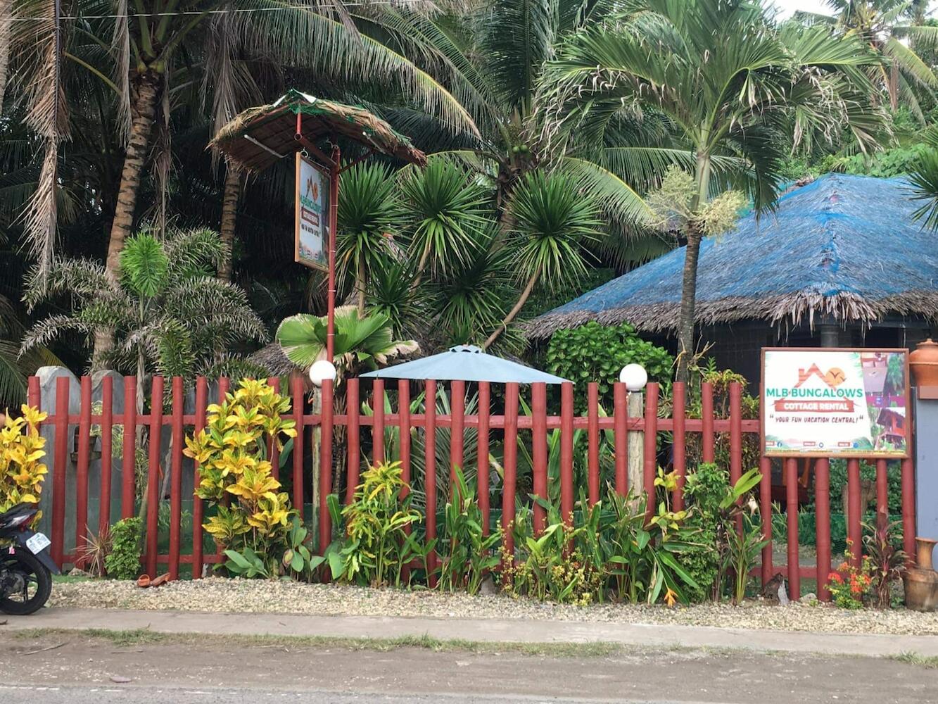 Mlb Bungalows 3 Hostel, Siquijor