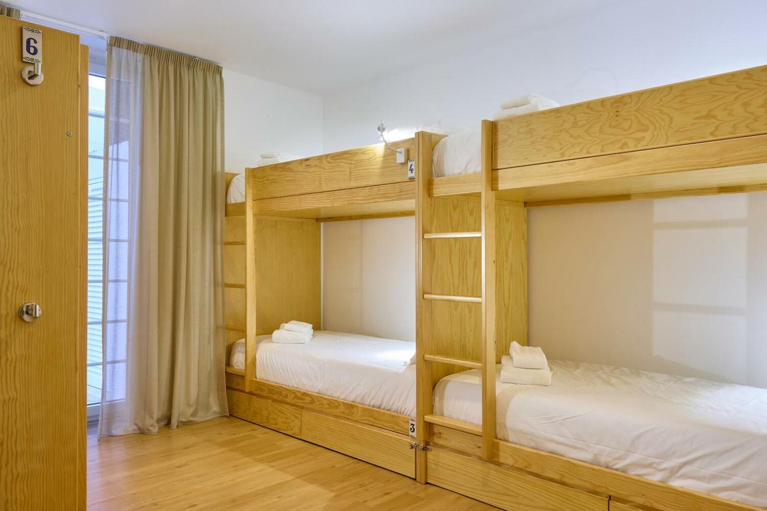 Matriz 55, Hostel & Suites, Ponta Delgada