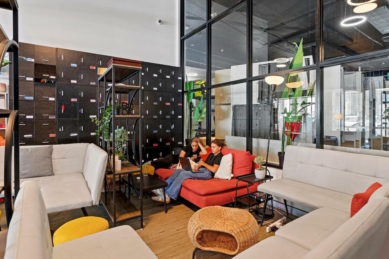 Tequila Sunrise Podstel, Brisbane