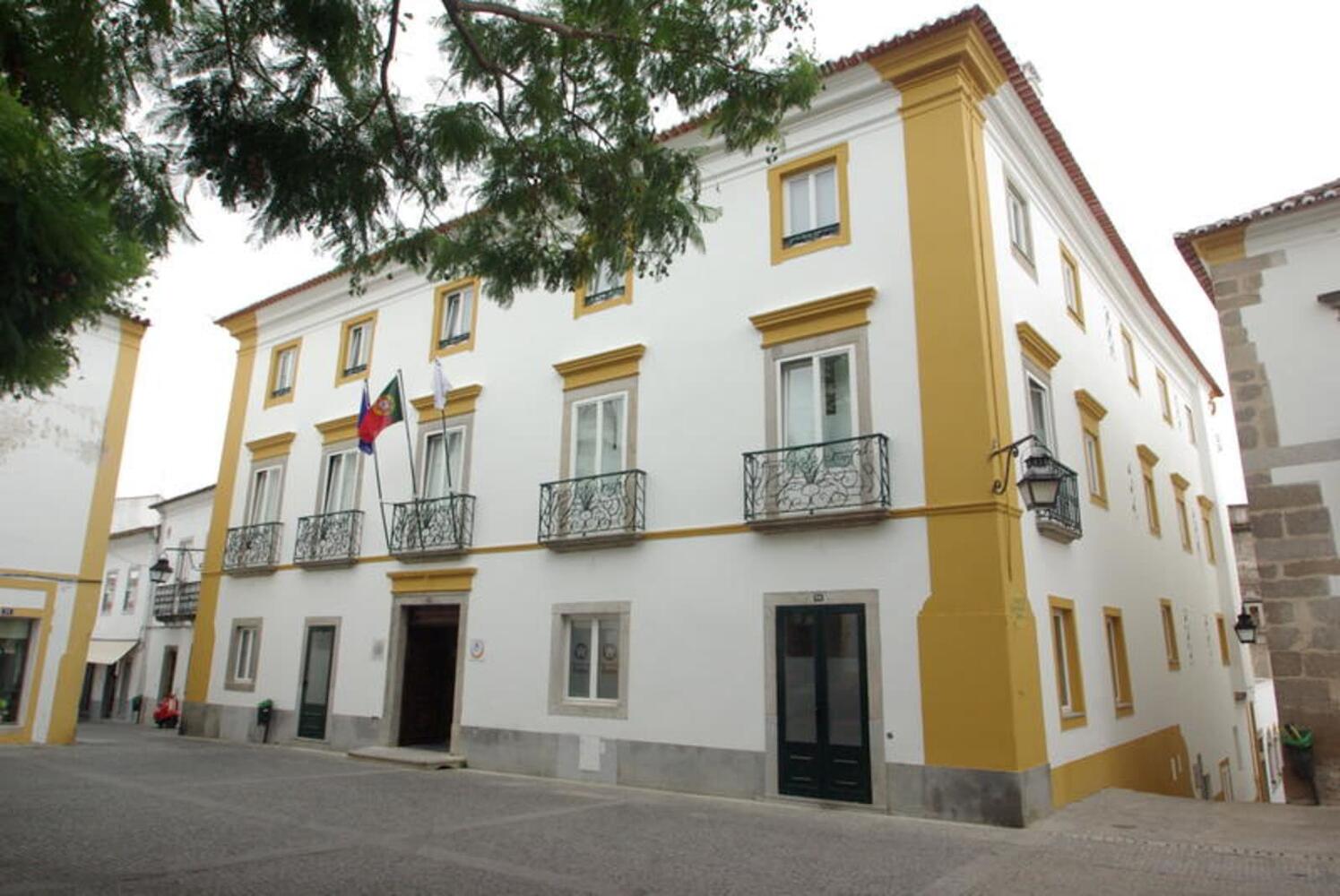 Hi Evora - Pousada de Juventude, Évora
