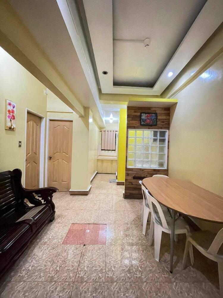 ASHBURN'S TRANSIENT BAGUIO-DORMITORY 6th floor, Baguio