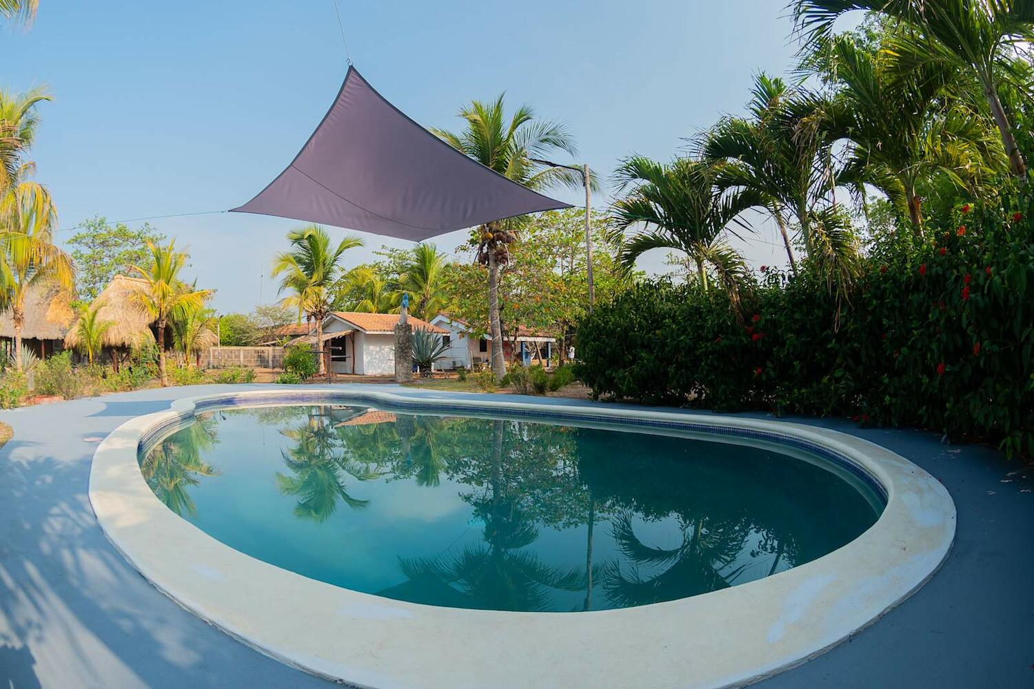 Somar Surf Lodge, León