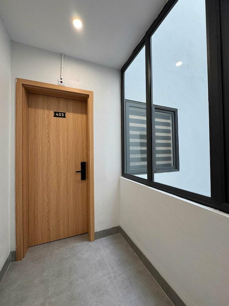 Hanoi Wanderlust Hostel & Travel