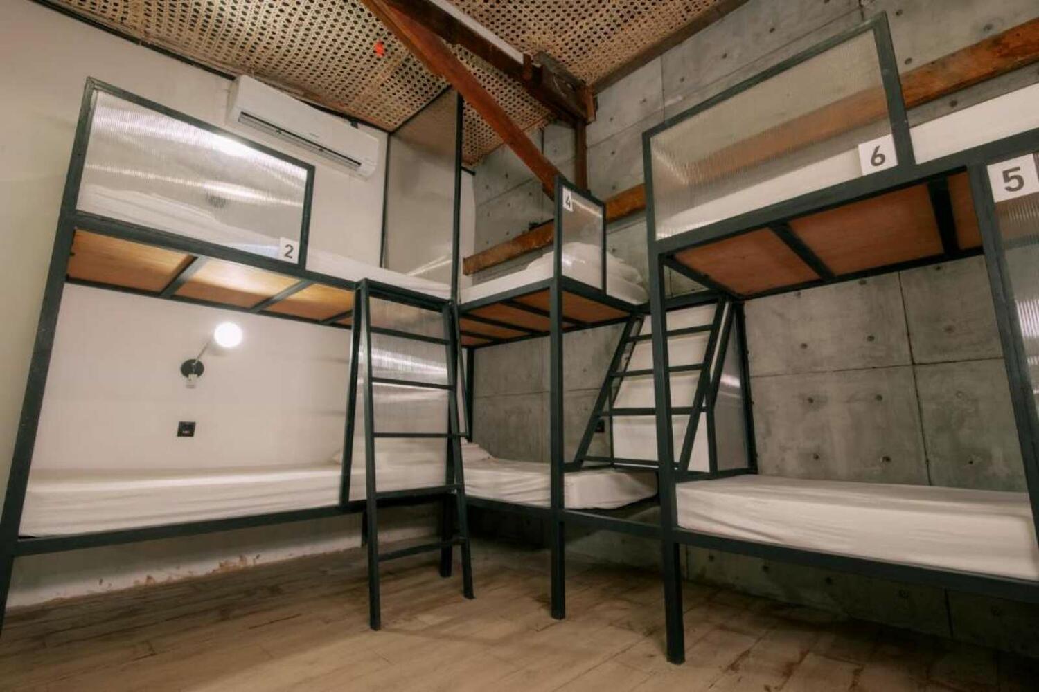 Eia by Dawata, Cebu City