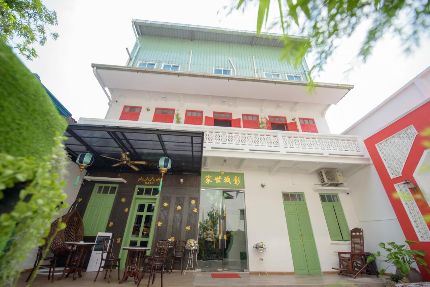 Ama Hostel