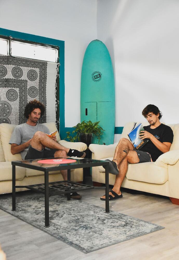 Single Fin Hostel