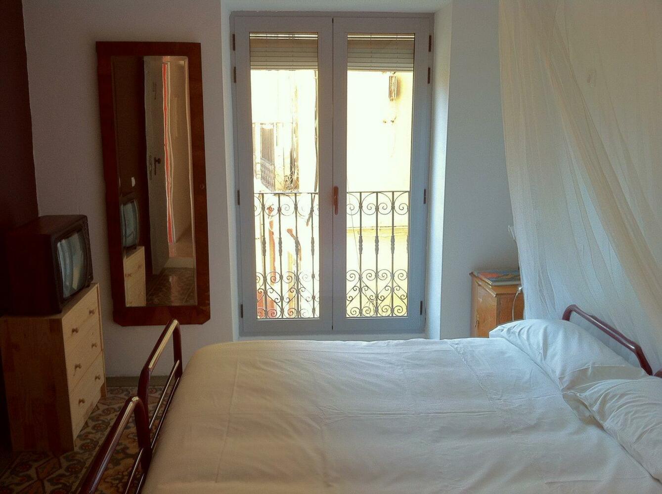 Barrio Boutik Hostal