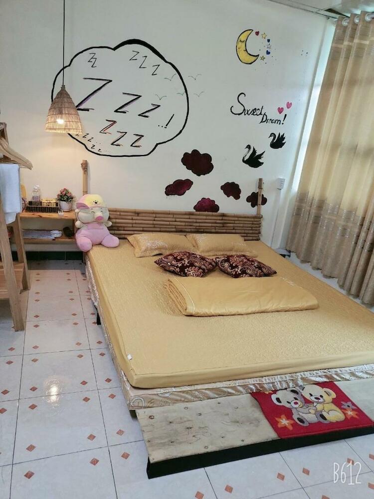 Golden Bell backpacker hostel
