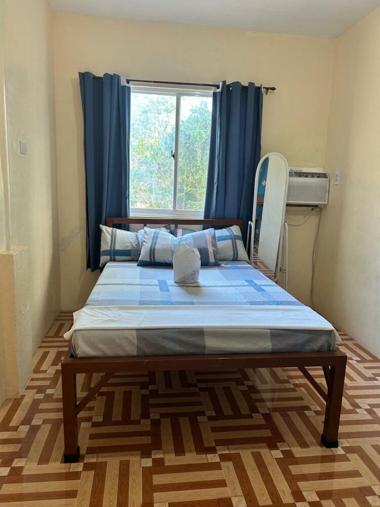 Carillo guest house, Coron