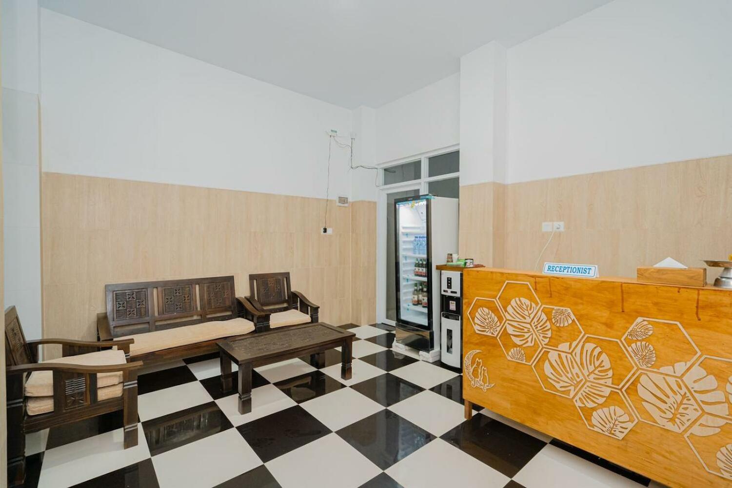 Kamkan Hostel