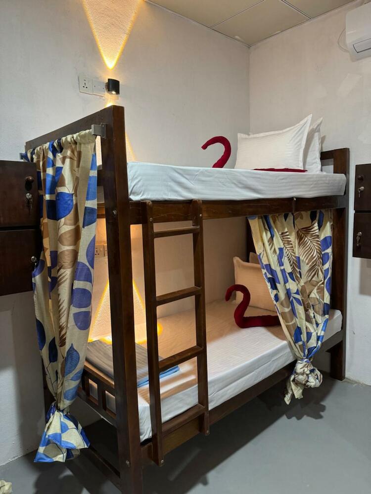 Moonlight Surf Hostel, Arugam Bay