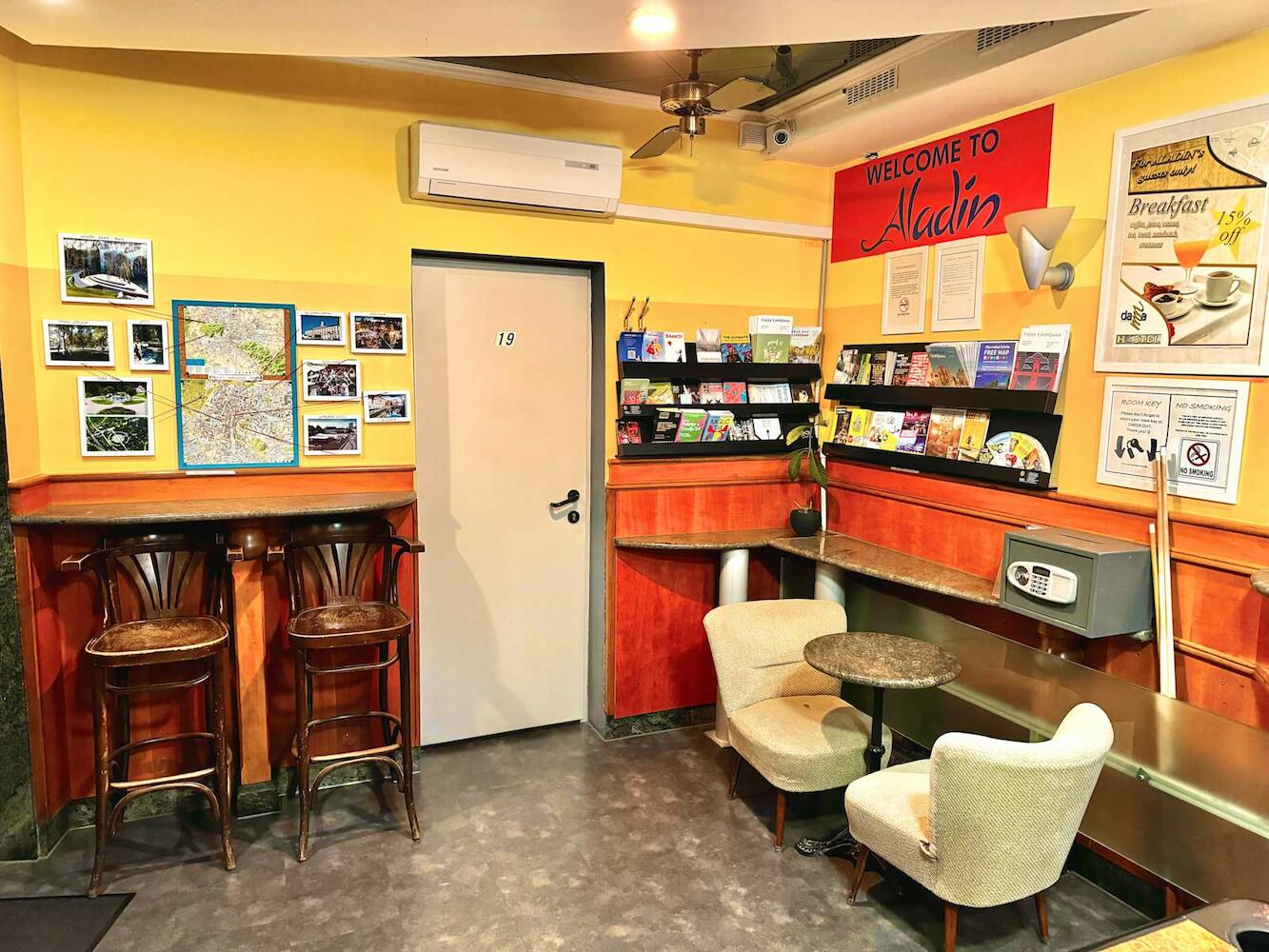 Aladin Hostel