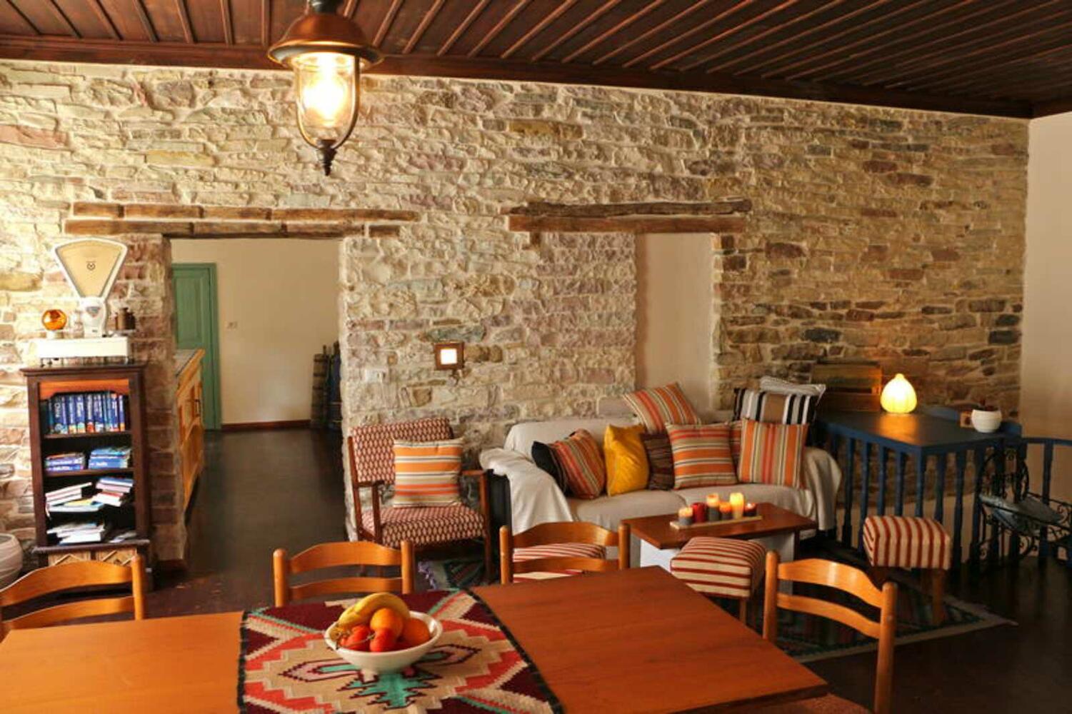 Stone City Hostel, Gjirokastër