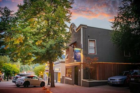 Best for Solo Traveler: Hi Nelson, Dancing Bear Inn, Nelson