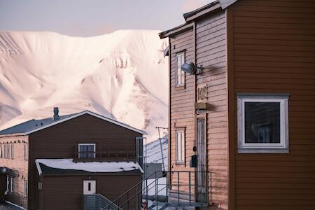 Best for Solo Traveler: Gjestehuset 102, Svalbard