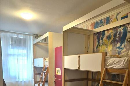 Best Party Hostel: Centrum House Hostel, Brașov
