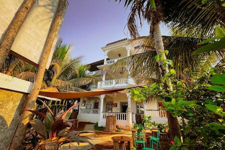 Best for Female Solo Traveler: Tranquilo Arambol, Arambol