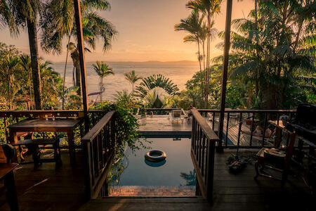 Best for Solo Traveler: Bambuda Lodge, Bocas del Toro