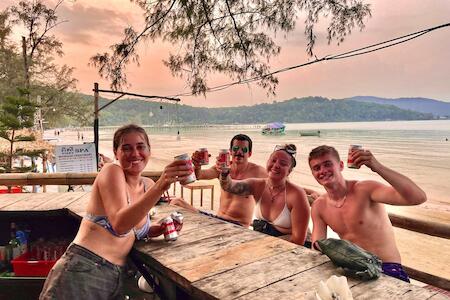 Best Party Hostel: Lucky Sun Hostel, Koh Rong Sanloem