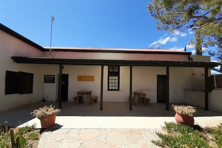 Mejor para Viajero Solo: The Owlhouse Backpackers, Nieu-Bethesda Mejor para Viajero Solo: The Owlhouse Backpackers, Nieu-Bethesda