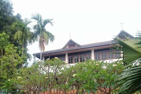 Thakhek Travel Lodge, Thakhek