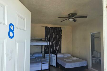Hostal El Padrino, Akumal