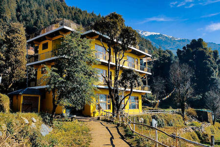 Best Party Hostel: The Hosteller Mcleodganj, Upper Bhagsu, McLeod Ganj