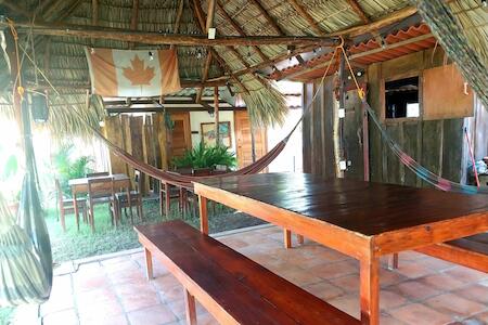 Best Party Hostel: Cabanas Rusticas, Las Penitas