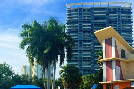 BHostels Hollywood Florida, Hallandale Beach