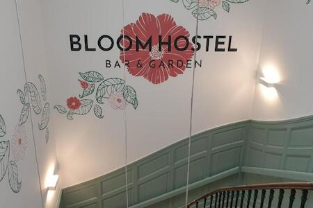 Bloom Hostel Bar & Garden