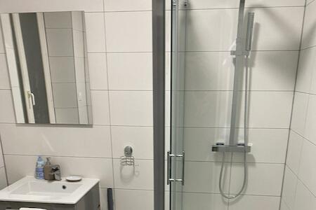 Best Party Hostel: La Petite Auberge De Best Party Hostel: La Petite Auberge De