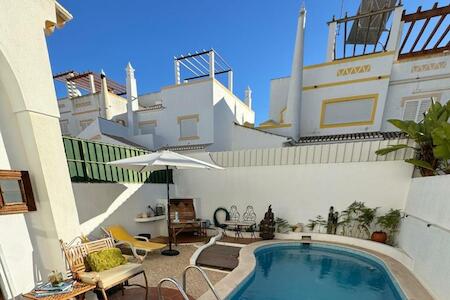 Villa 46 - Hostel Da Mia, Lagos Villa 46 - Hostel Da Mia, Lagos