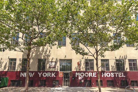 Best Party Hostel: NY Moore Hostel, New York City