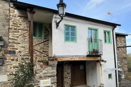 Meson El Acebo, El Acebo de San Miguel