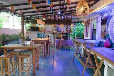 Hostel Tharu, Surf Camp & Restaurant