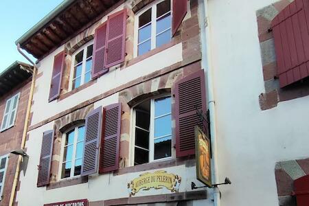 Best for Solo Traveler: Auberge du Pèlerin- Auberge de charme en pierre avec vue sur les montagnes, Saint-Jean-Pied-de-Port Best for Solo Traveler: Auberge du Pèlerin- Auberge de charme en pierre avec vue sur les montagnes, Saint-Jean-Pied-de-Port