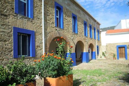 Best for Solo Traveler: Hostel Cañaveral, Cañaveral