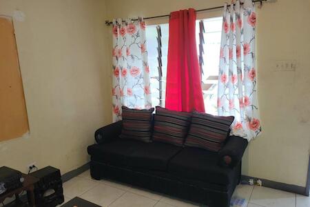 Enchanted Hostel, Ocho Rios