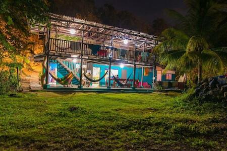Luminosa Montezuma Hostel