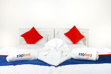 Zapbed House - A Luxury Holiday Home in Yas Island