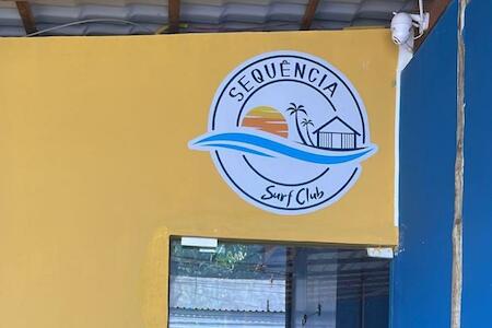 Best for Female Solo Traveler: Sequência Surf Paradise, Aracaju
