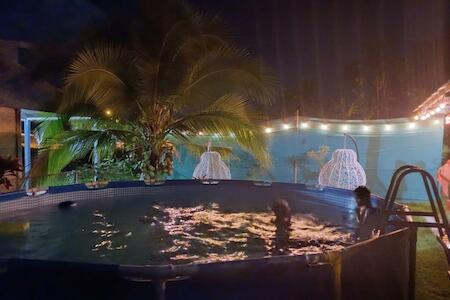 Hone Sweet Hone (piscine), Hone Creek Hone Sweet Hone (piscine), Hone Creek