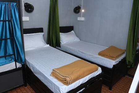 Hangout Dormitory For Male & Female