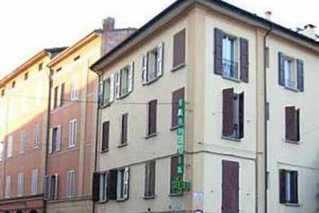 Bologna Bed & Breakfast, Bologna