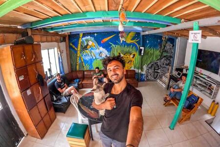 Best Party Hostel: Hostal Backpackers Música y Arte, San Agustin