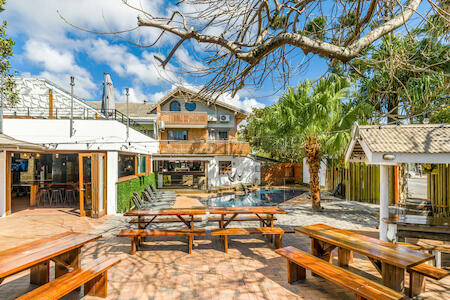 Best Party Hostel: Aquarius Backpackers, Byron Bay