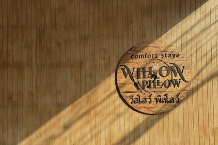 Willow Pillow Guest House & Poshtel, Chumphon