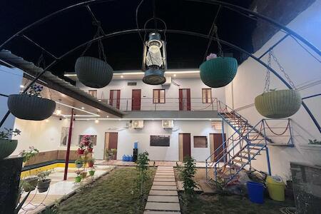 Hashtag Traveler's, Varanasi Hashtag Traveler's, Varanasi